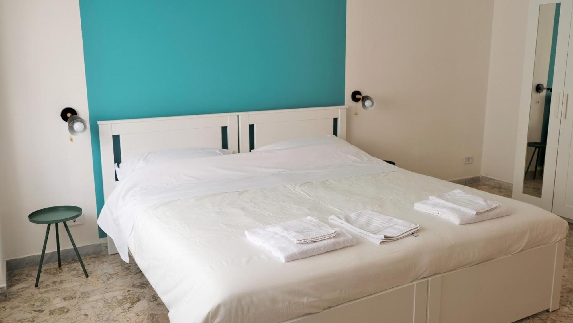 Kamila Guest House Bari Exterior foto